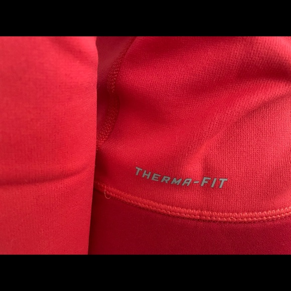 Nike Therma-Fit Hooded Sweatshirt - Picture 5 of 7